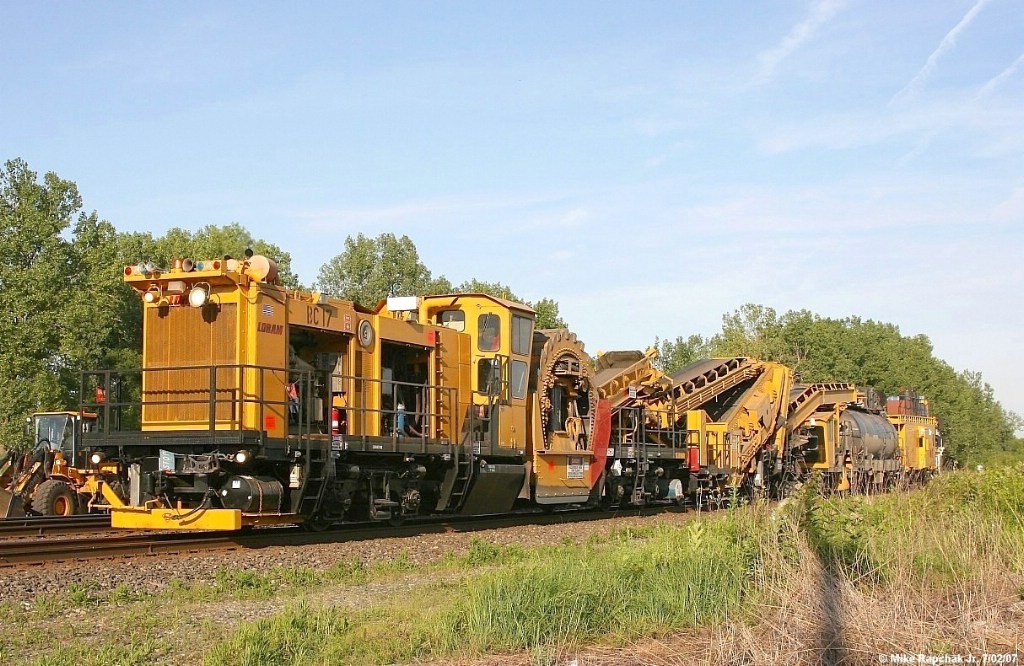 LORAM Ballast Cleaner Train